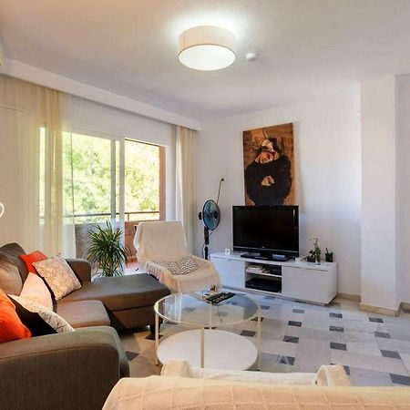 Apartamento Con Parking Gratuito マラガ エクステリア 写真