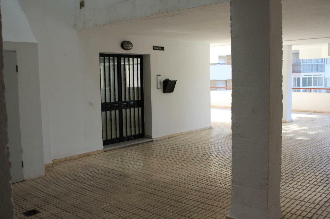 Apartamento Con Parking Gratuito マラガ エクステリア 写真